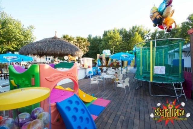 רימיני Hotel Loretta מראה חיצוני תמונה